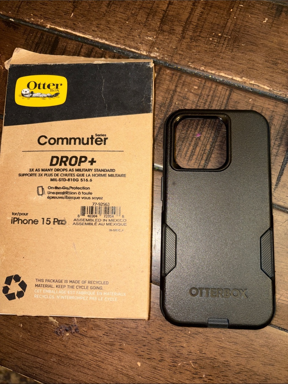 OtterBox Commuter Series iPhone 15 Pro Case - Black